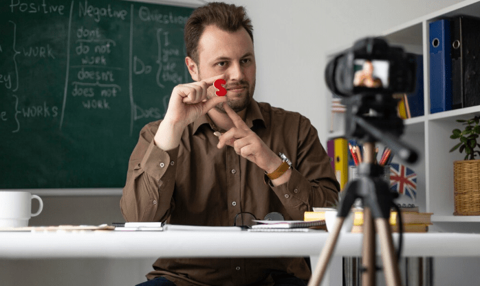 How David Gauntlett Predicted That Education Would Need to Look More Like Entertainment — in 2001