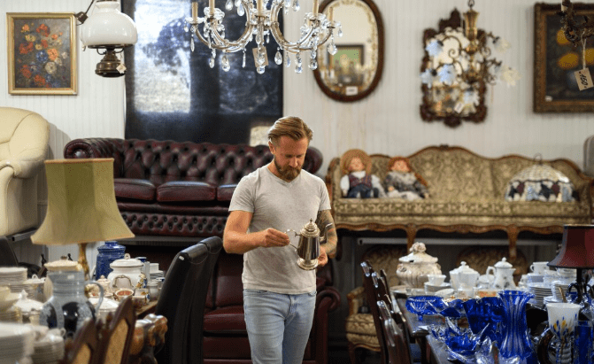 Inside the Auction House Now Fielding Eight-Figure Offers for Pre-War Sets